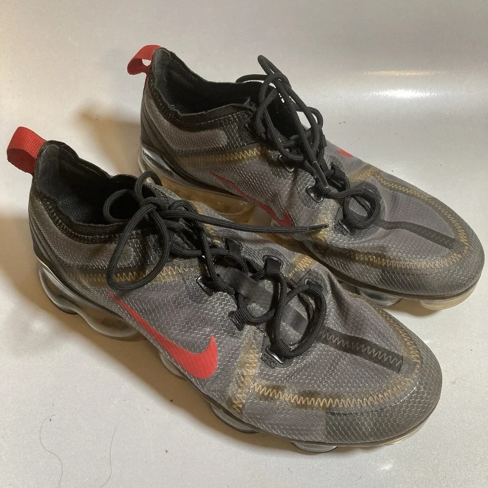 Nike Air Vapormax 2019 Black Metallic Gold CU4872-001 Sneakers Women's Size 9